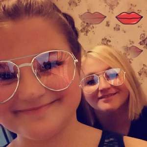 Meet your Posher, Denae